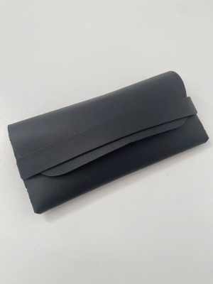 Estuche de Cuerina Negro